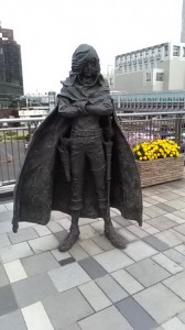 P1002049